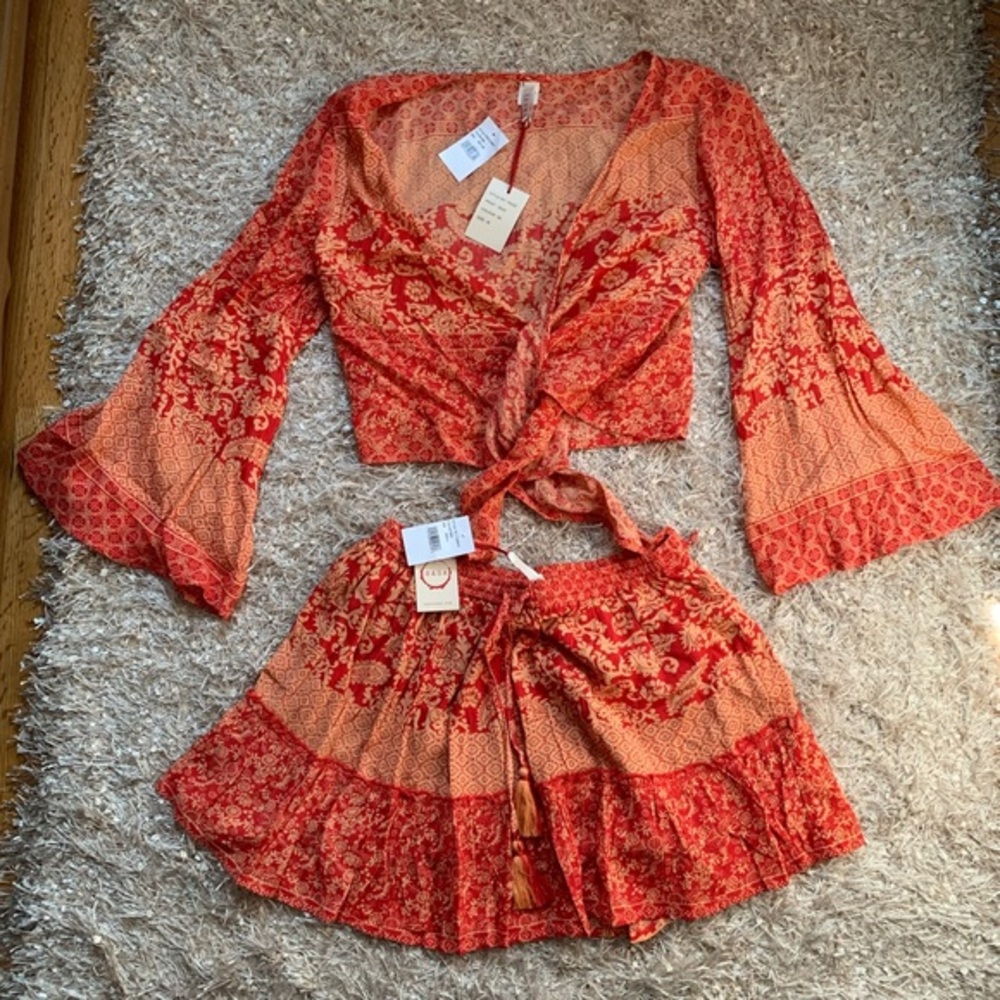 Raga brand tie front top with matching skirt NWT matching set